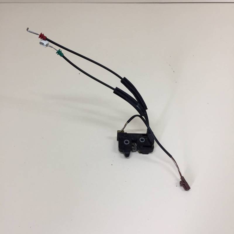 Замок багажника Ford Fusion (JU) 2002-2012 Замок багажника Ford Fusion (JU) 2002-2012