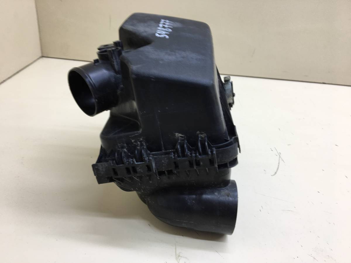 Корпус воздушного фильтра Toyota Corolla E150 2006-2013