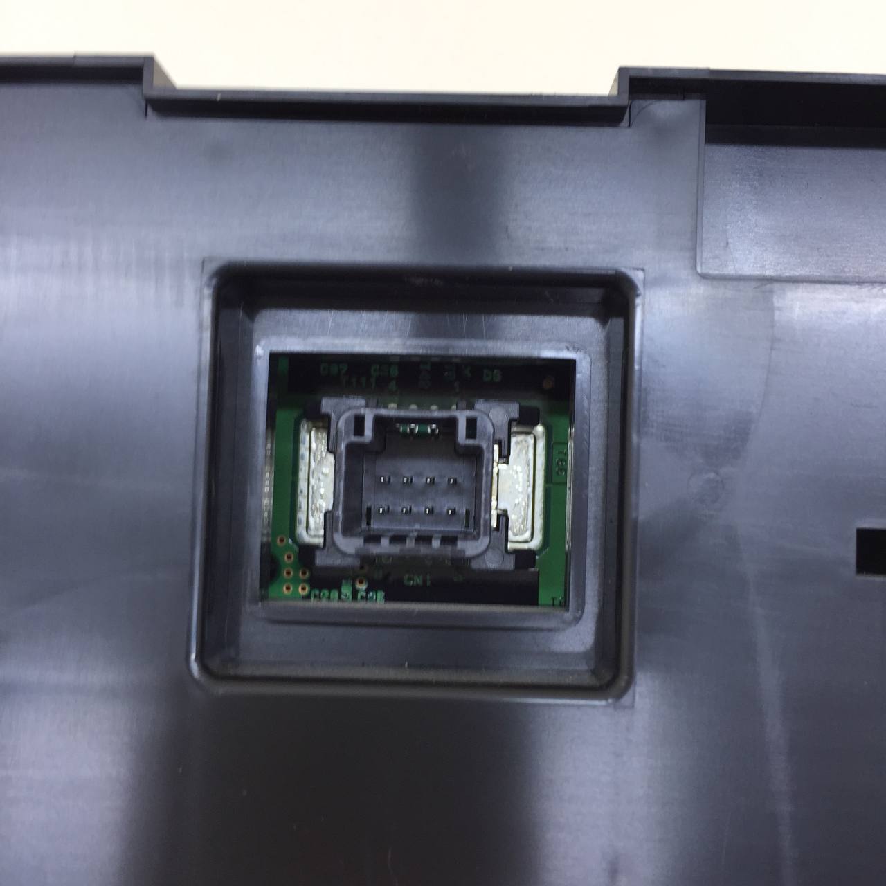 Блок управления климатической установкой Toyota Rav 4 (XA40) 2013-2019