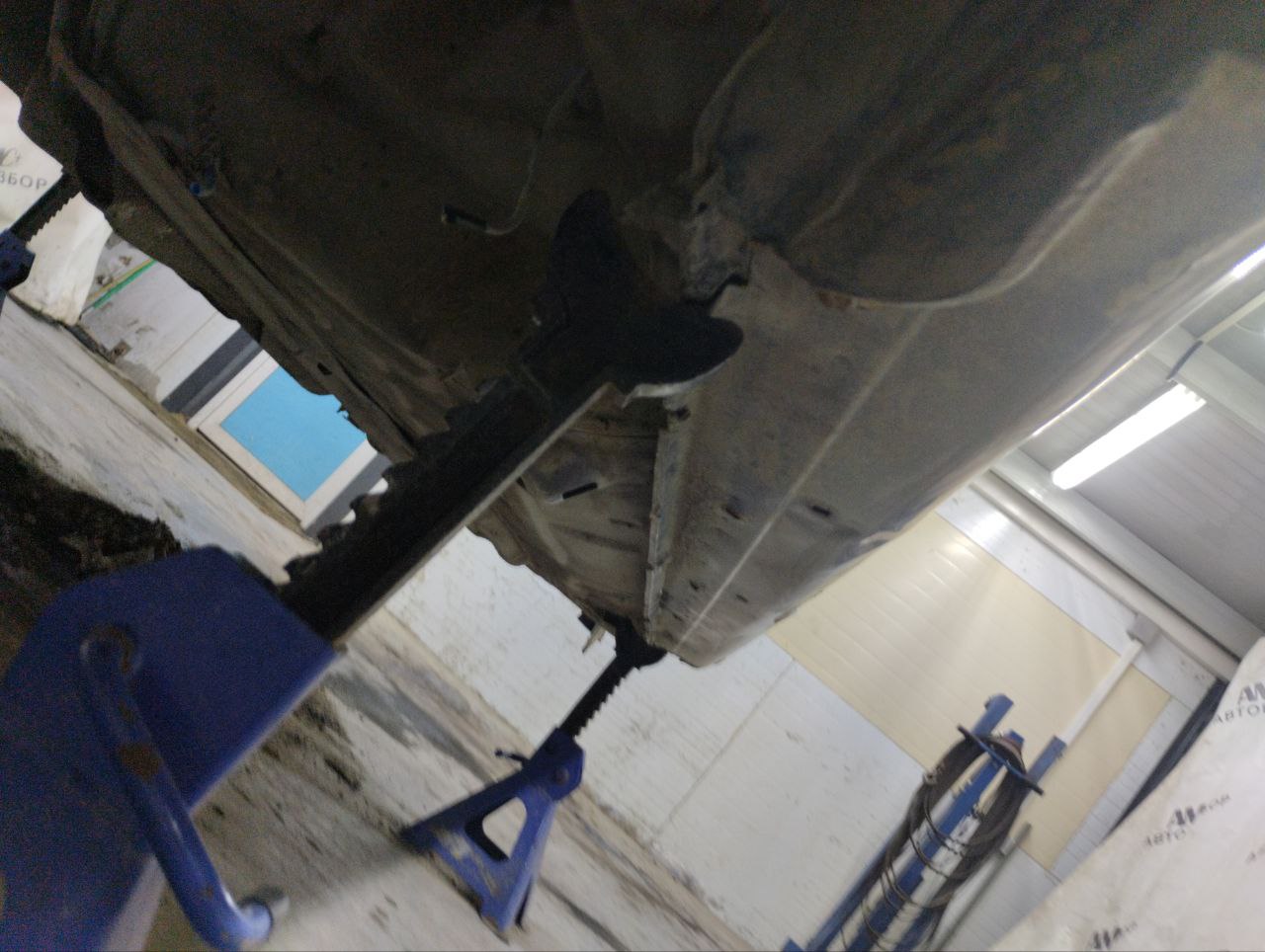 Порог со стойкой правый Fiat Albea 2002-2012