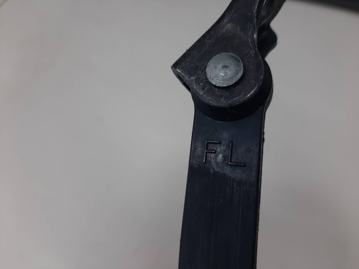 Ограничитель двери Subaru Impreza (G12) 2007-2012 Ограничитель двери Subaru Impreza (G12) 2007-2012