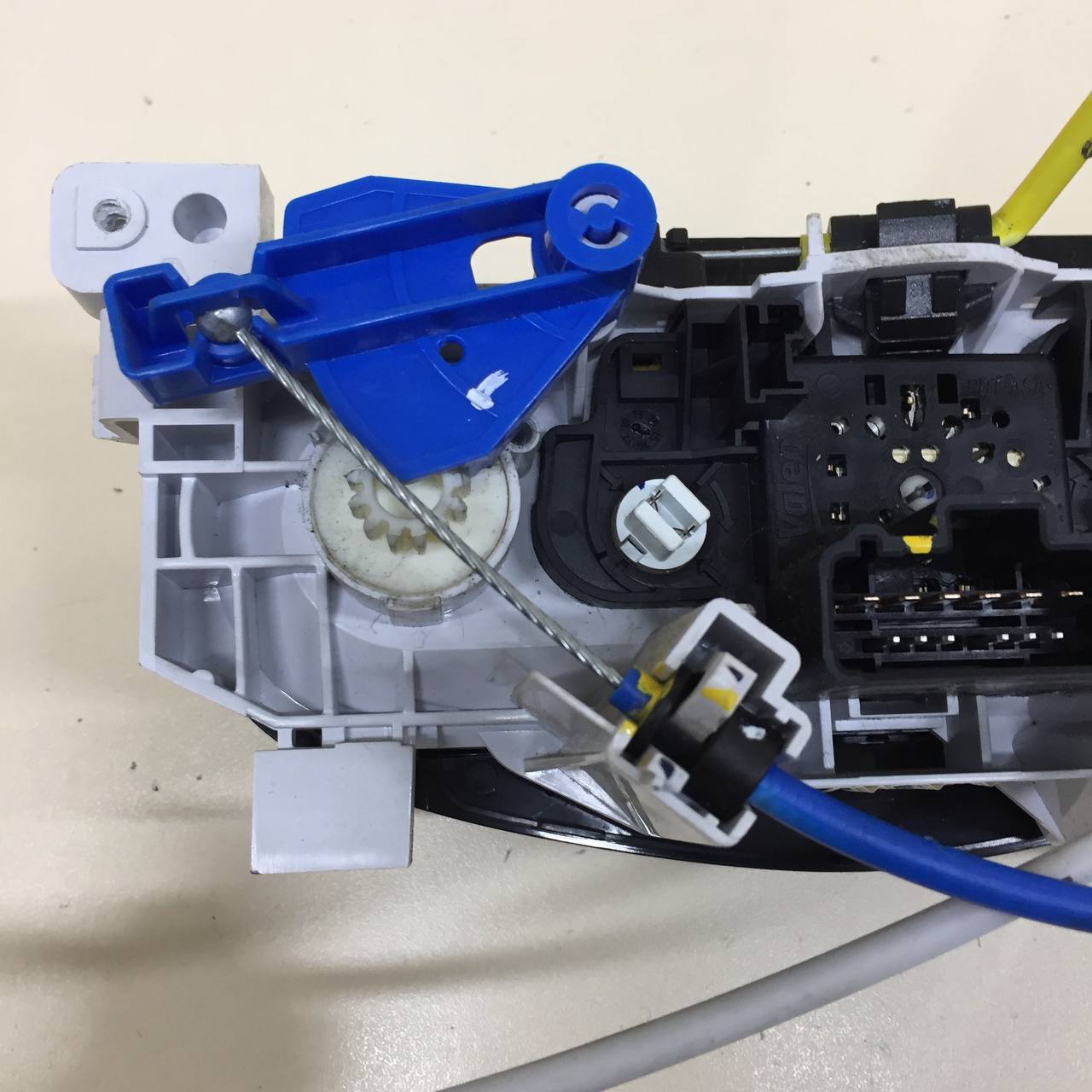 Блок управления отопителем Renault Duster (HSA, HSM) 2012> Блок управления отопителем Renault Duster (HSA, HSM) 2012>