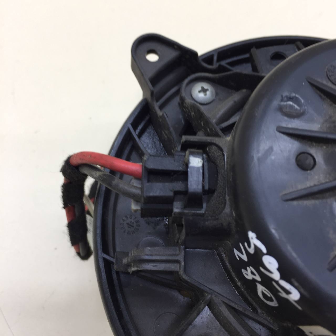 Моторчик отопителя Chevrolet Cruze (J300) 2009-2016