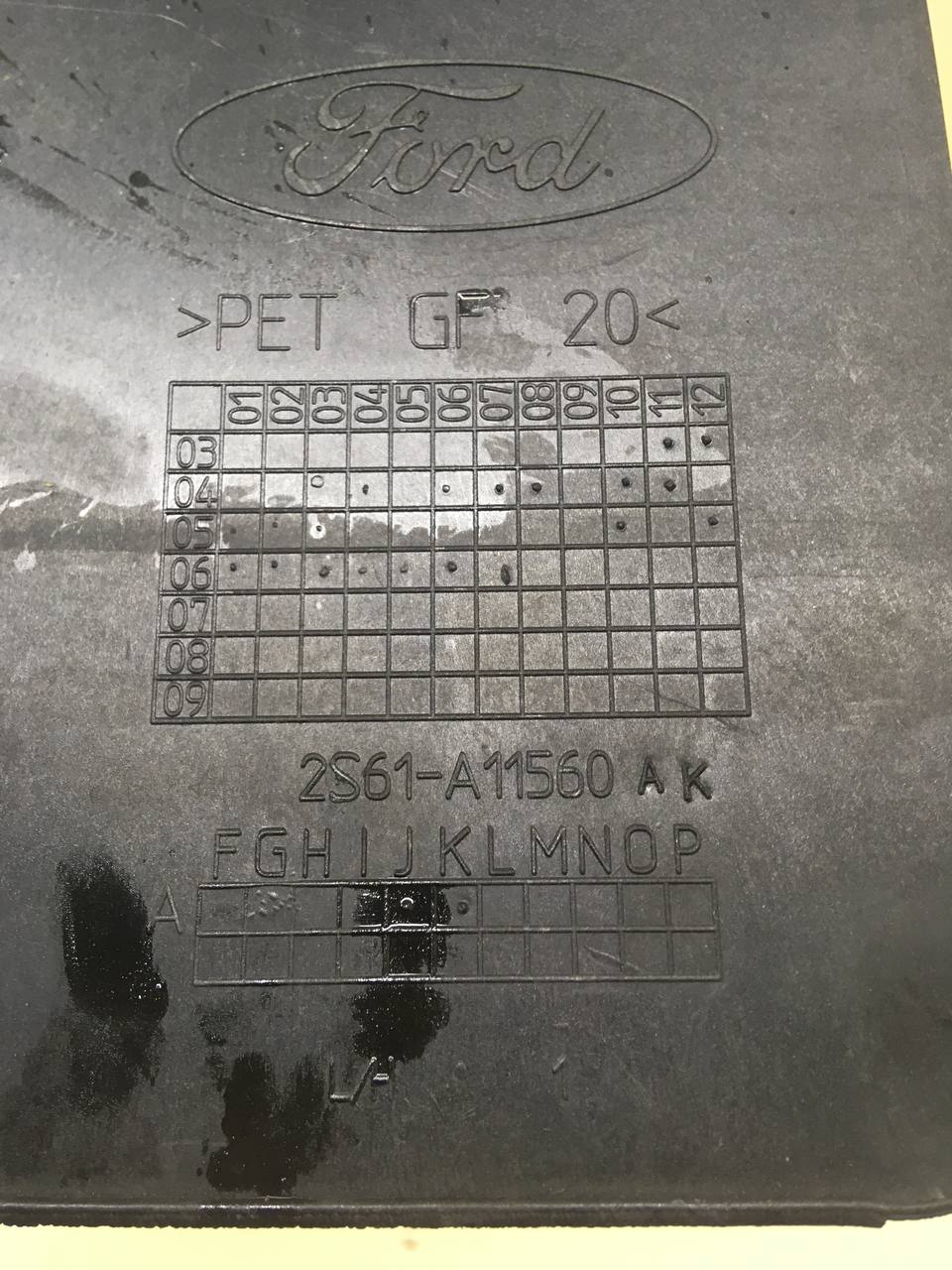 Воздухозаборник (внутри) Ford Fusion (JU) 2002-2012 Воздухозаборник (внутри) Ford Fusion (JU) 2002-2012