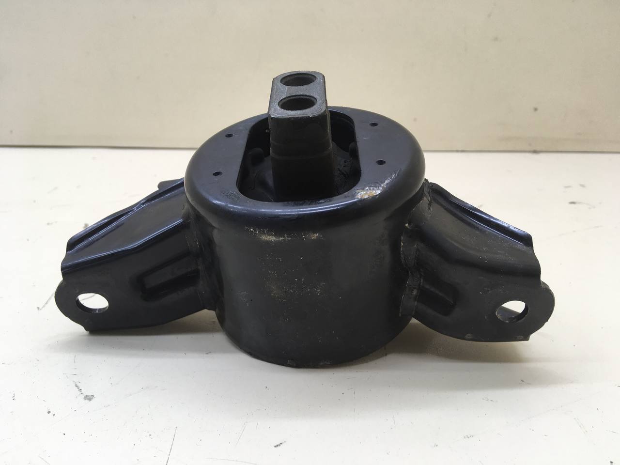 Опора КПП левая Hyundai Solaris (RB) 2010-2017