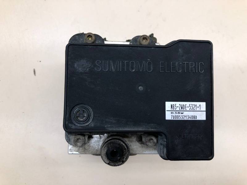 Блок ABS (насос) Mitsubishi Lancer 9  (CS/Classic) 2000-2011