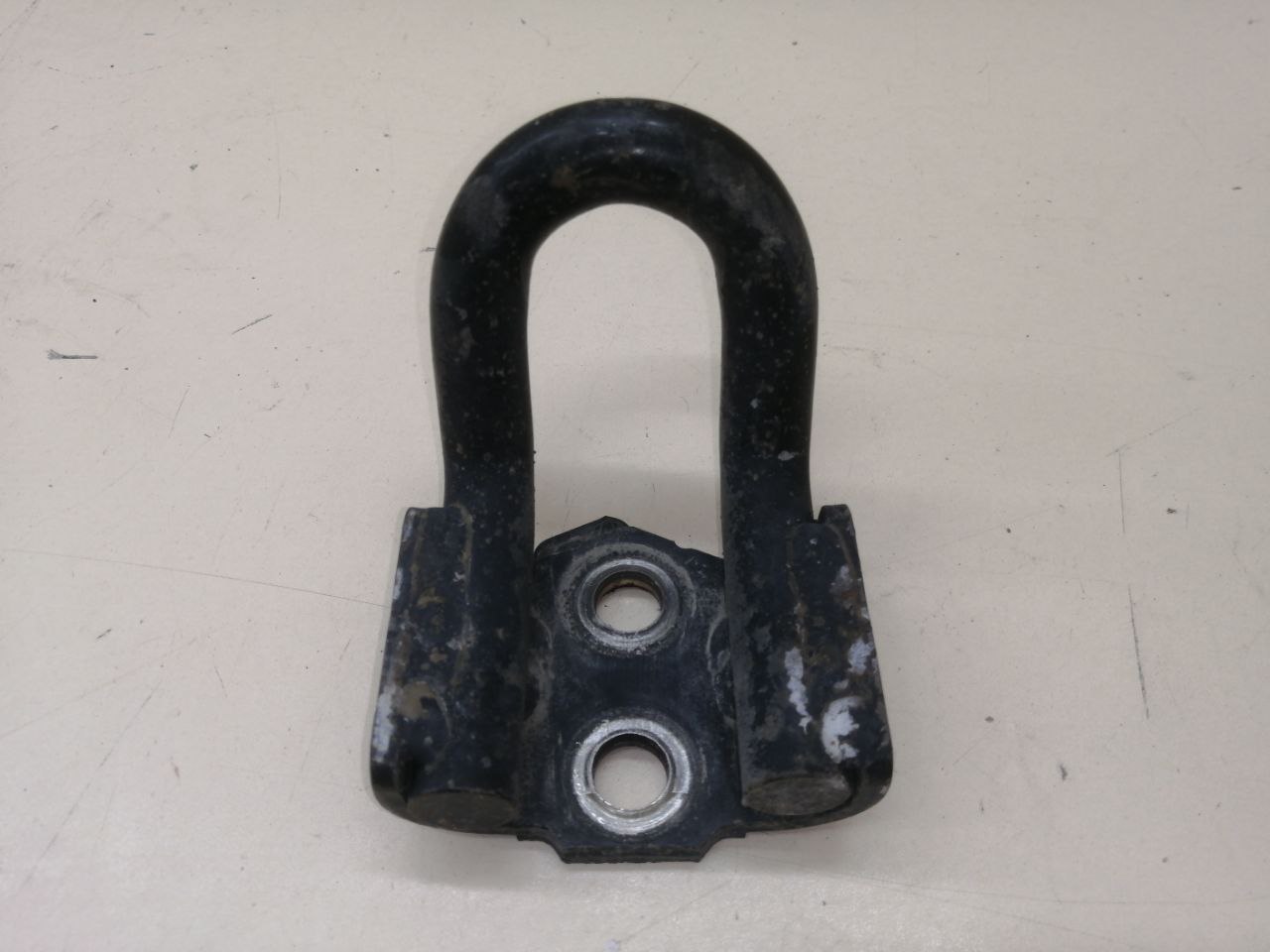 Крюк буксировочный Toyota Land Cruiser Prado (J150) 2009-2022 Крюк буксировочный Toyota Land Cruiser Prado (J150) 2009-2022