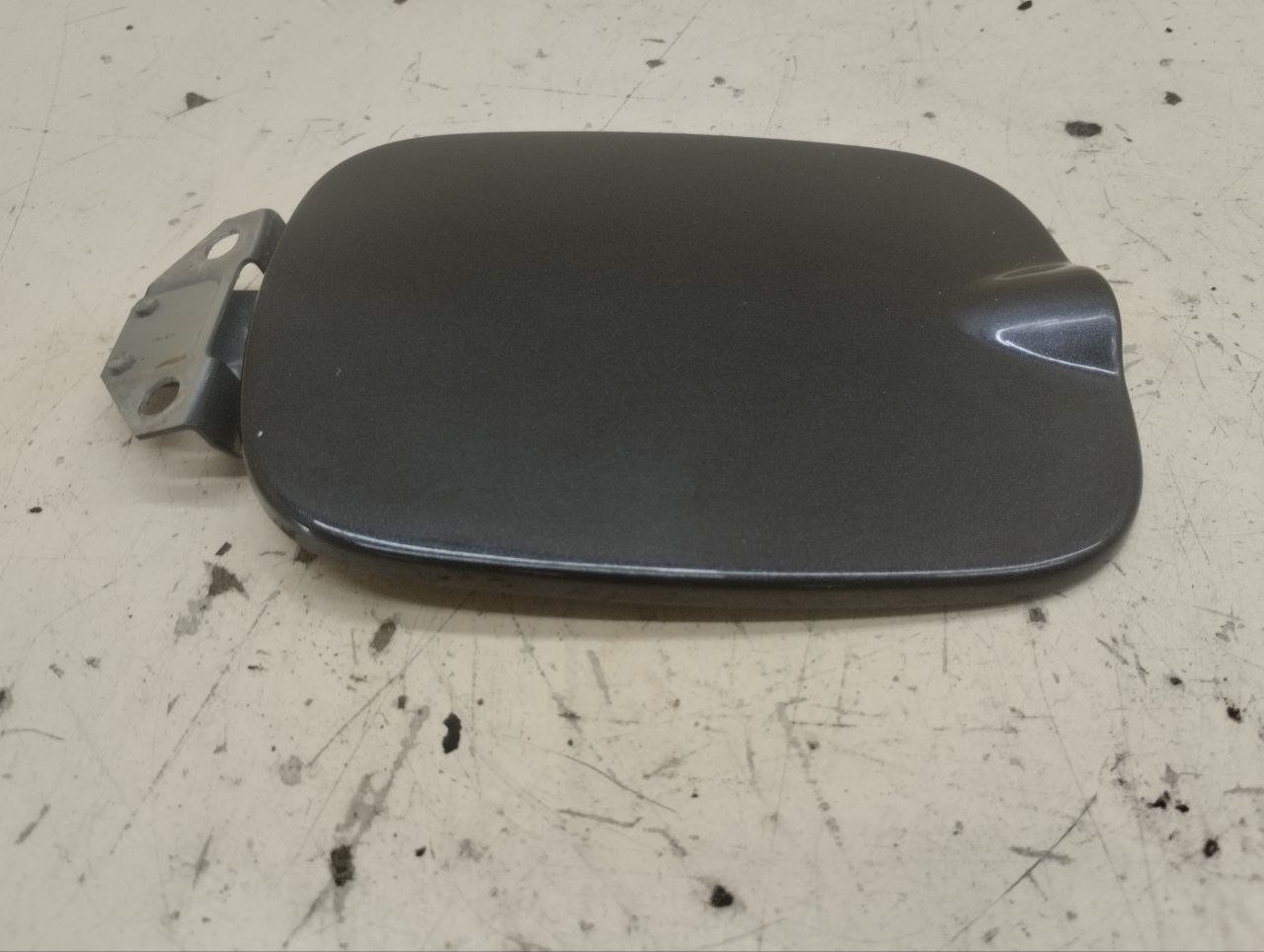 Лючок бензобака Chevrolet Niva 2009-2020