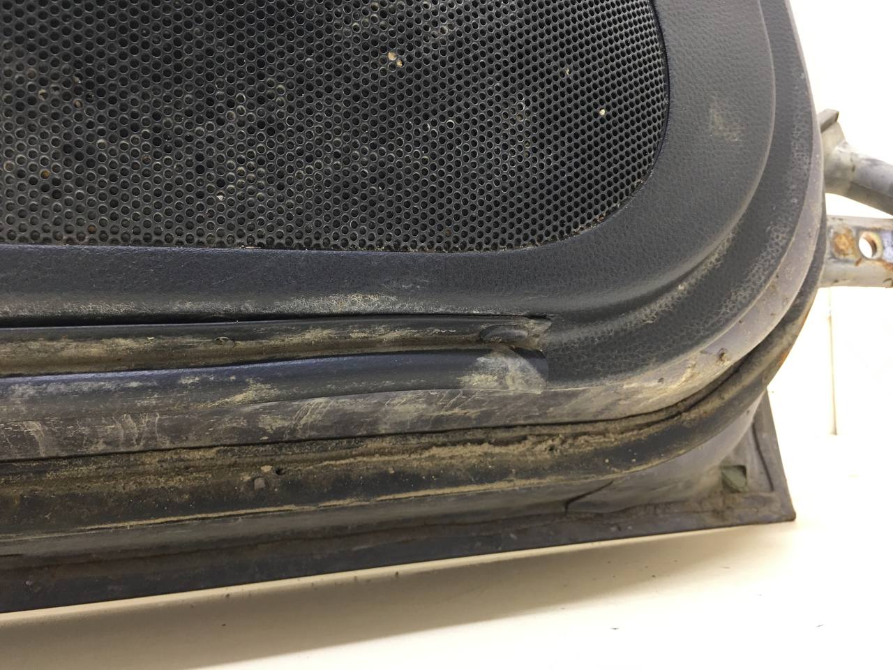 Дверь передняя левая Mitsubishi Lancer 9 (CS/Classic) 2000-2011 Дверь передняя левая Mitsubishi Lancer 9 (CS/Classic) 2000-2011