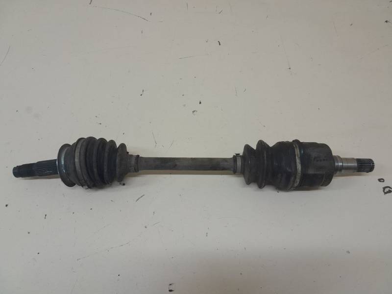 Полуось передняя левая Chevrolet Cobalt (T250) 2011-2015 Полуось передняя левая Chevrolet Cobalt (T250) 2011-2015