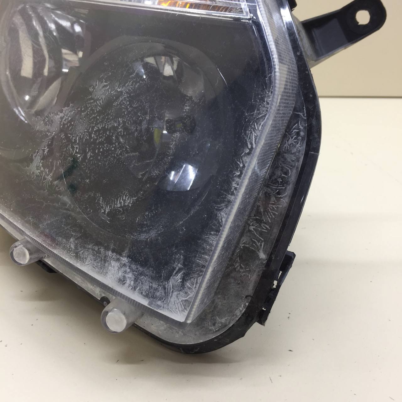 Фара правая Renault Duster (HSA, HSM) 2012> Фара правая Renault Duster (HSA, HSM) 2012>