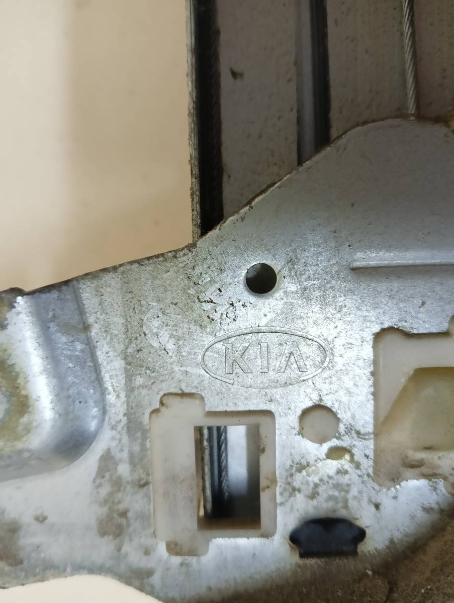 Стеклоподъемник электр. задний левый Kia Spectra (SD) 2004-2011