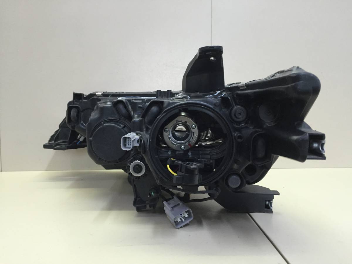 Фара правая Mitsubishi Outlander (GF) 2012>