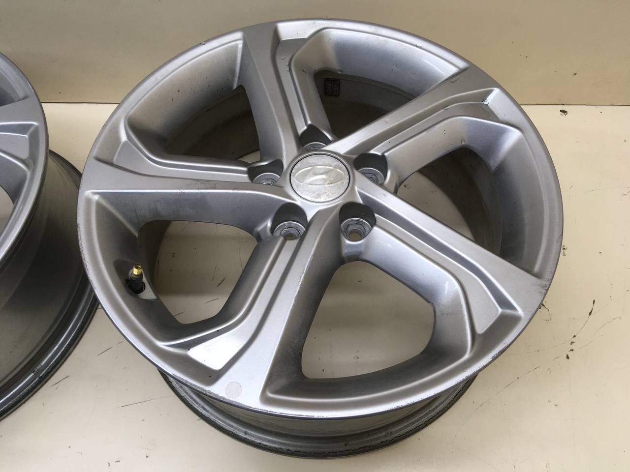 Диски к-кт R17 Литые