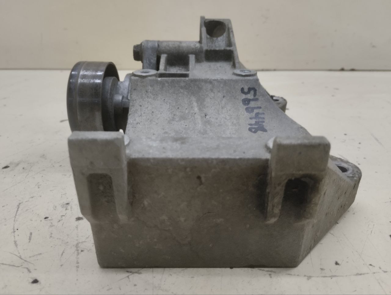 Кронштейн генератора Chevrolet Lacetti (J200) 2003-2013 Кронштейн генератора Chevrolet Lacetti (J200) 2003-2013