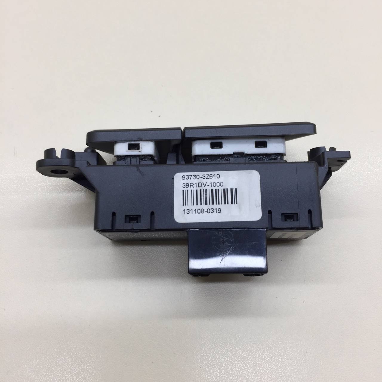 Кнопка обогрева сидений Hyundai i40 (VF) 2011>