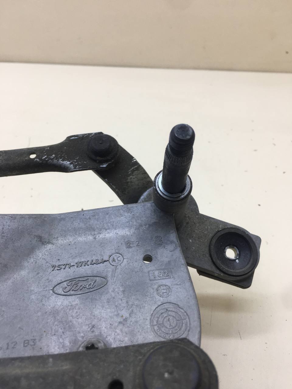 Трапеция стеклоочистителей Ford Mondeo 4 2007-2015