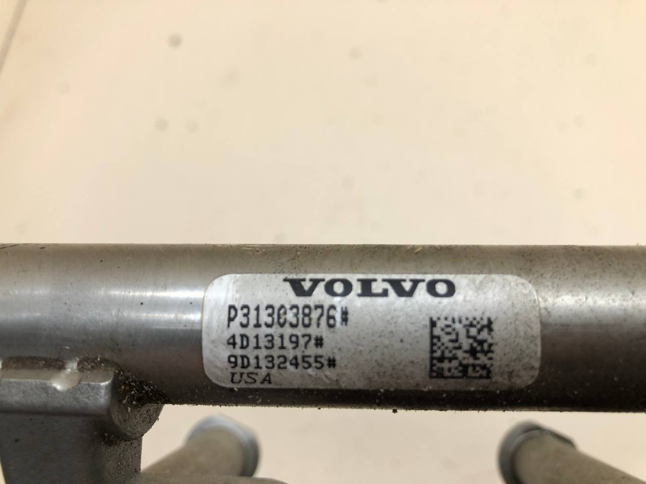 Рейка топливная (рампа) Volvo XC60 2008-2017
