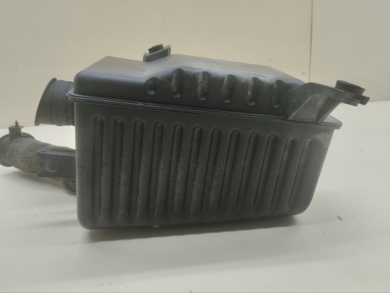 Резонатор воздушного фильтра Chevrolet Aveo T250 2005-2011