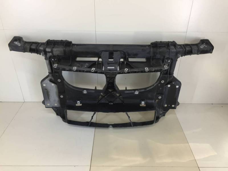 Панель передняя BMW 1-series E87/E81 2004-2011
