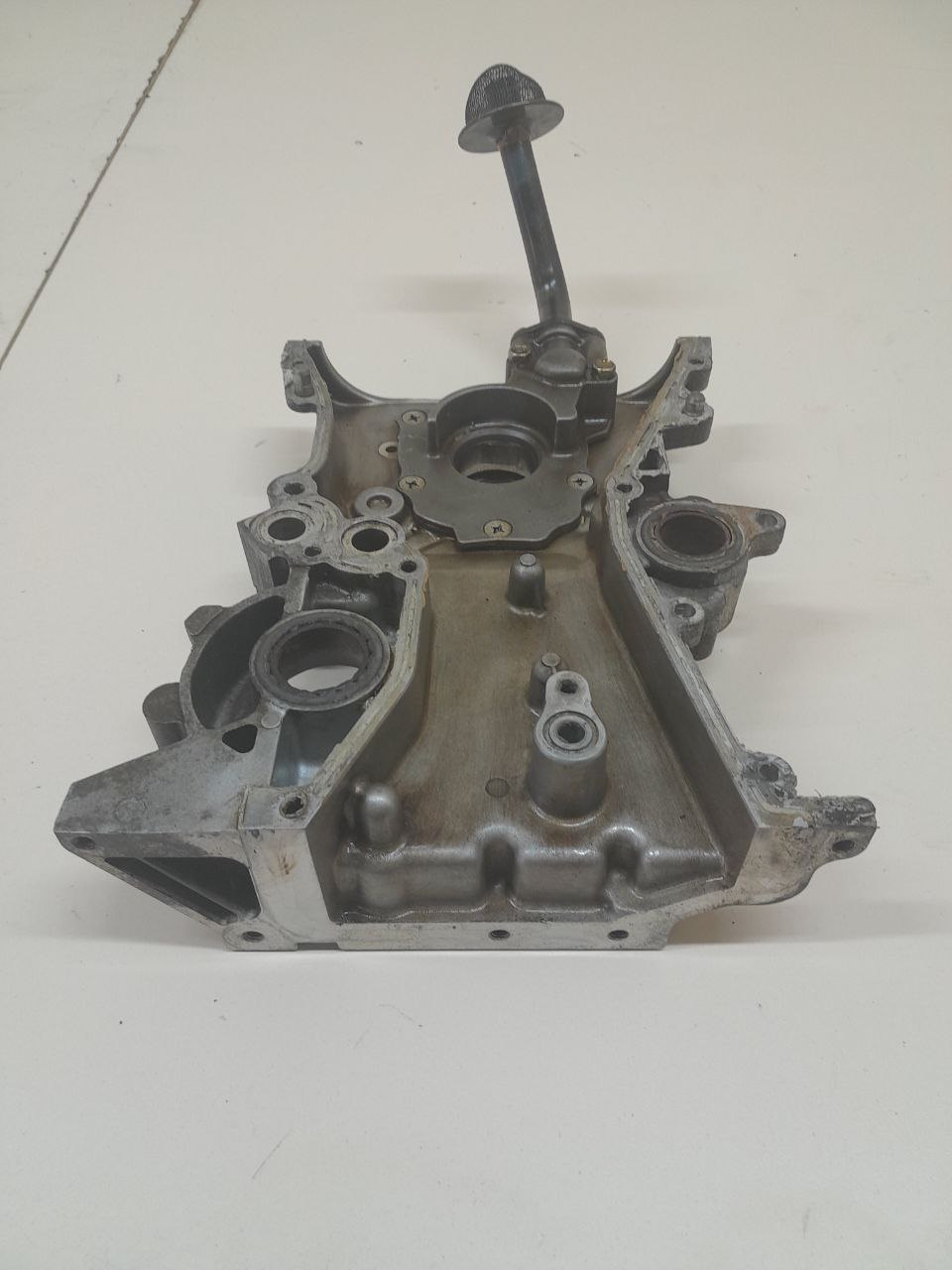 Крышка двигателя передняя Nissan Almera Classic (B10) 2006-2013 Крышка двигателя передняя Nissan Almera Classic (B10) 2006-2013