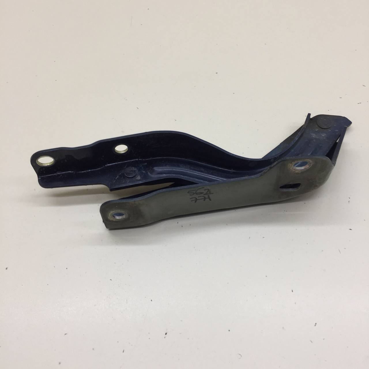 Петля капота правая Hyundai Santa Fe (TM) 2018-2022