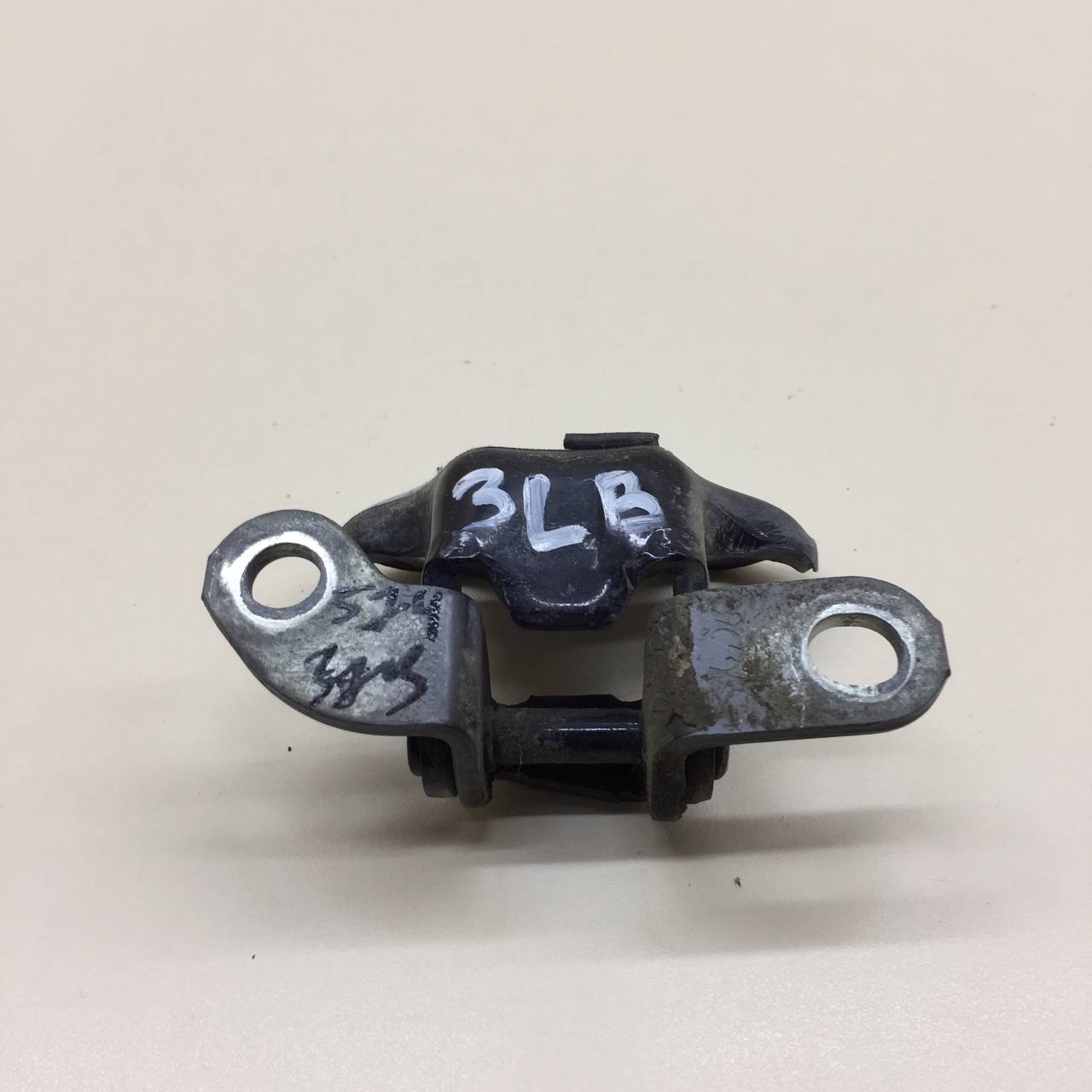 Петля двери задней левой верхняя Toyota Auris (E150) 2006-2012