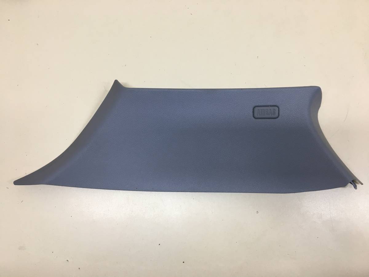 Обшивка стойки BMW 1-series E87/E81 2004-2011