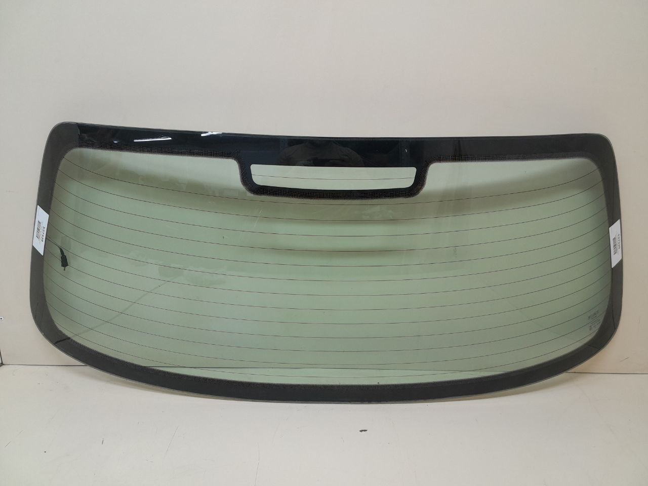 Стекло заднее Fiat Albea 2002-2012