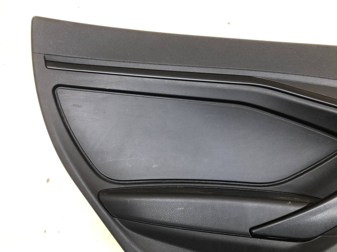 Обшивка двери задней левой Lada Vesta 2015>