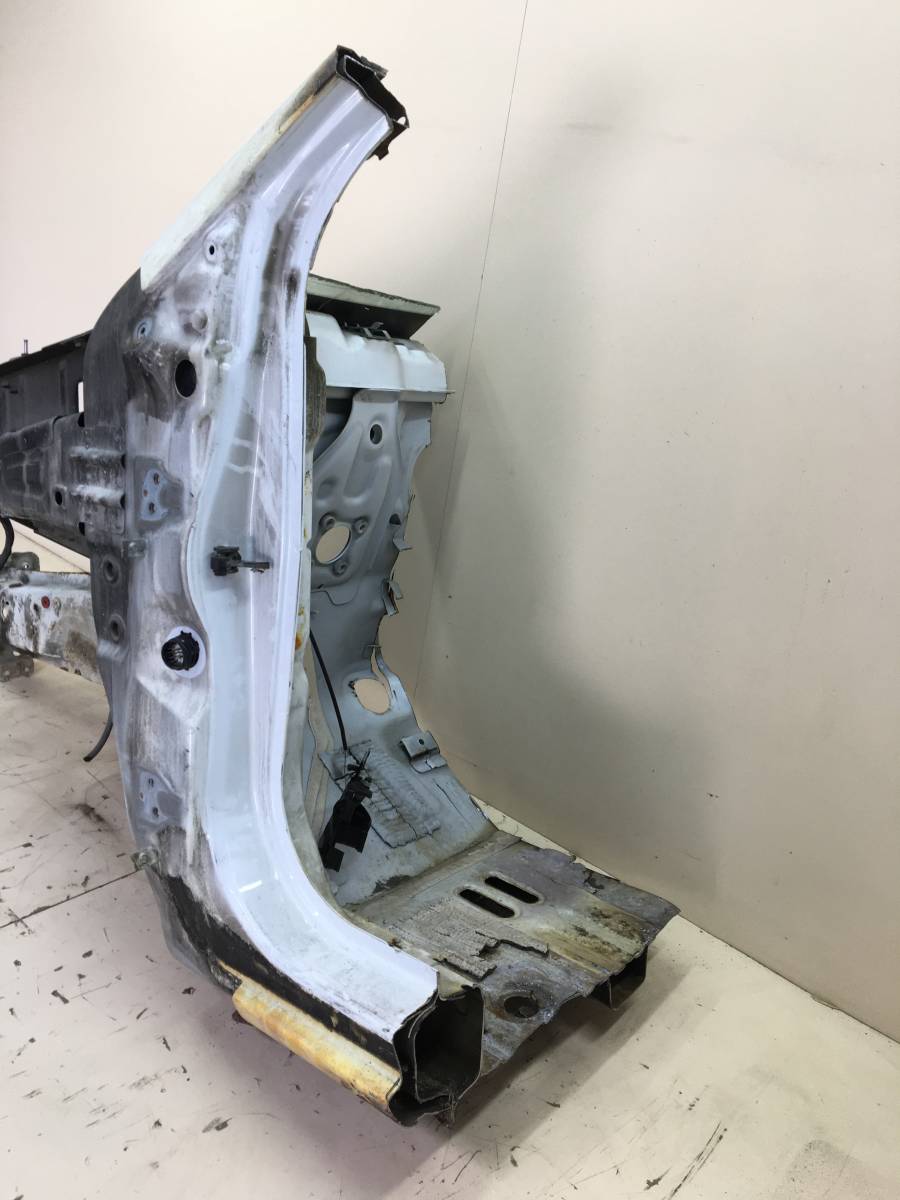 Четверть передняя левая Ford Fusion (JU) 2002-2012