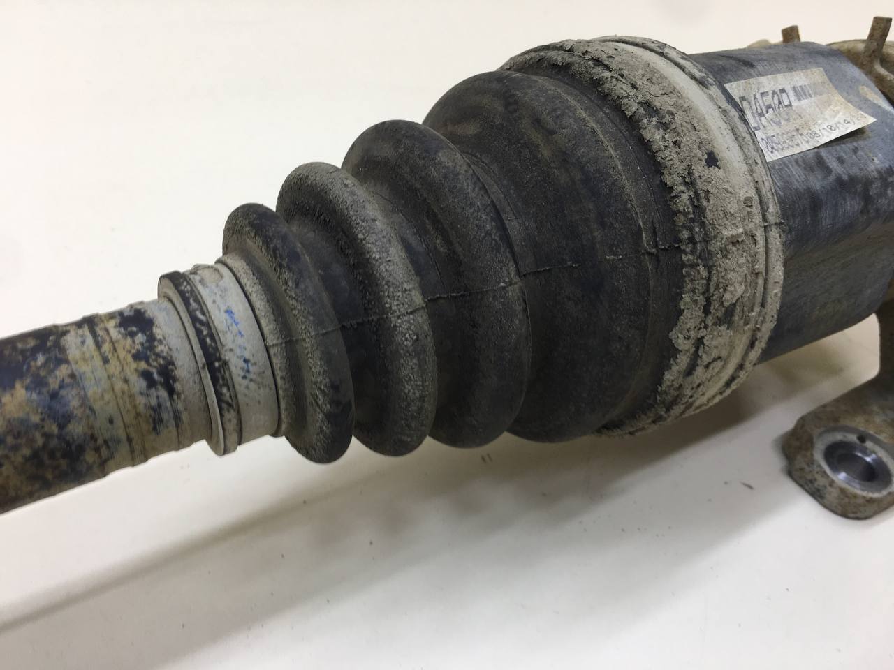Полуось передняя правая Toyota Rav 4 (A30) 2006-2013 Полуось передняя правая Toyota Rav 4 (A30) 2006-2013