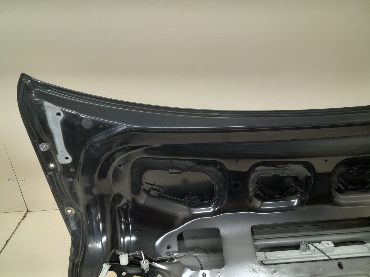 Крышка багажника Mitsubishi Lancer X (CX, CY) 2007> Крышка багажника Mitsubishi Lancer X (CX, CY) 2007>
