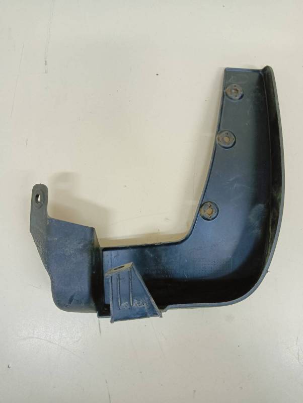 Брызговик передний правый Hyundai ix55 2007-2013