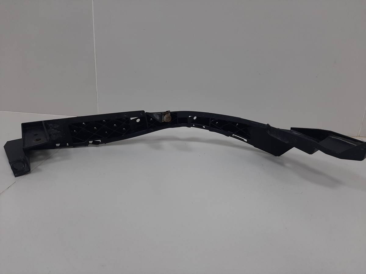Кронштейн фар левый Subaru Impreza (G12) 2007-2012 Кронштейн фар левый Subaru Impreza (G12) 2007-2012