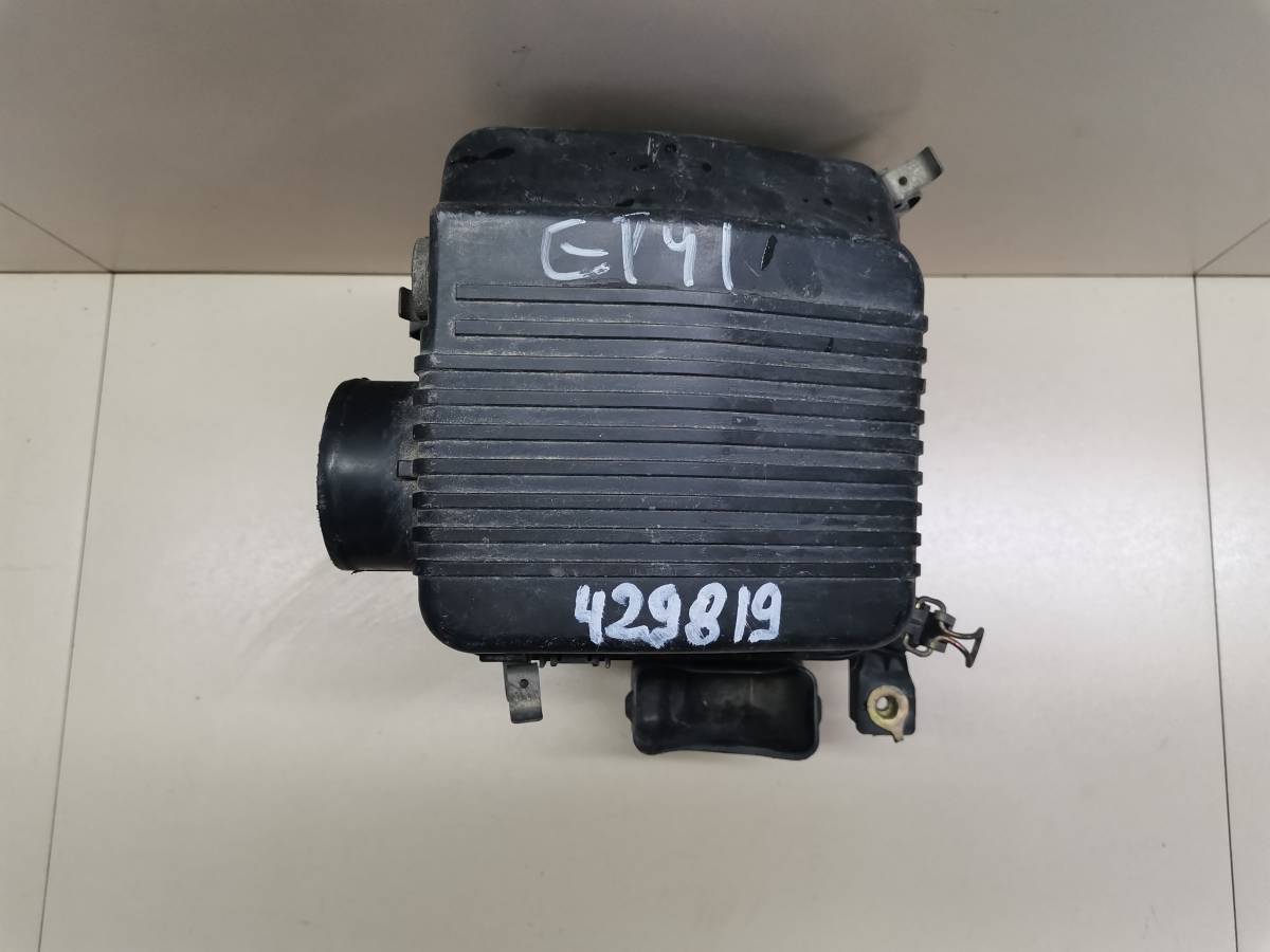 Корпус воздушного фильтра Toyota Corsa (L50) 1994-1999 Корпус воздушного фильтра Toyota Corsa (L50) 1994-1999