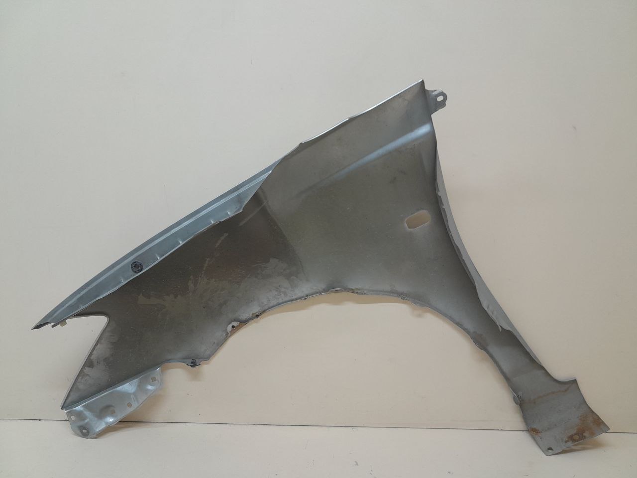 Крыло переднее правое Toyota Caldina (T240) 2002-2007