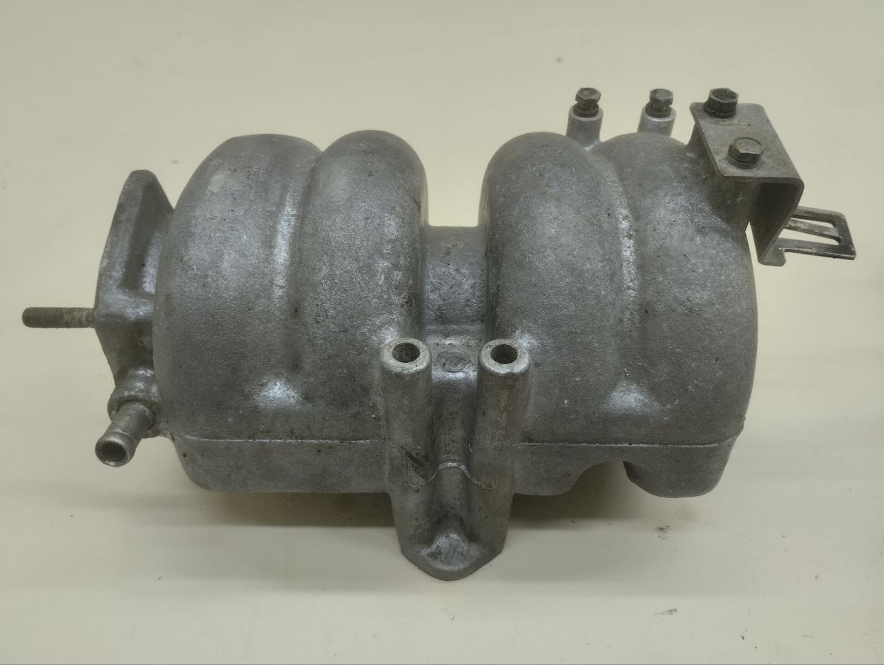 Коллектор впускной Chevrolet Niva 2009-2020