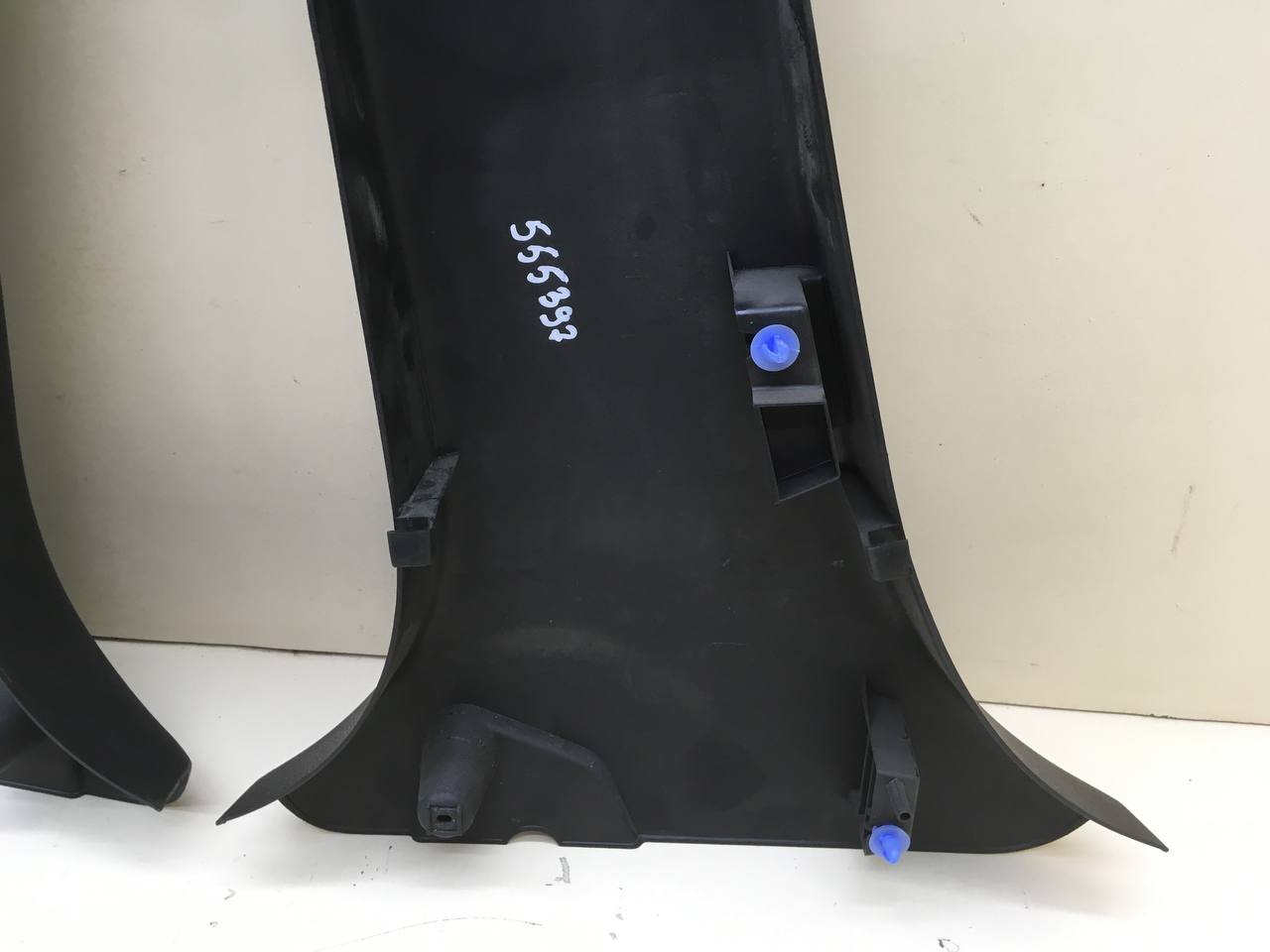 Обшивка стойки Renault Sandero Stepway (5S) 2014-2022 Обшивка стойки Renault Sandero Stepway (5S) 2014-2022