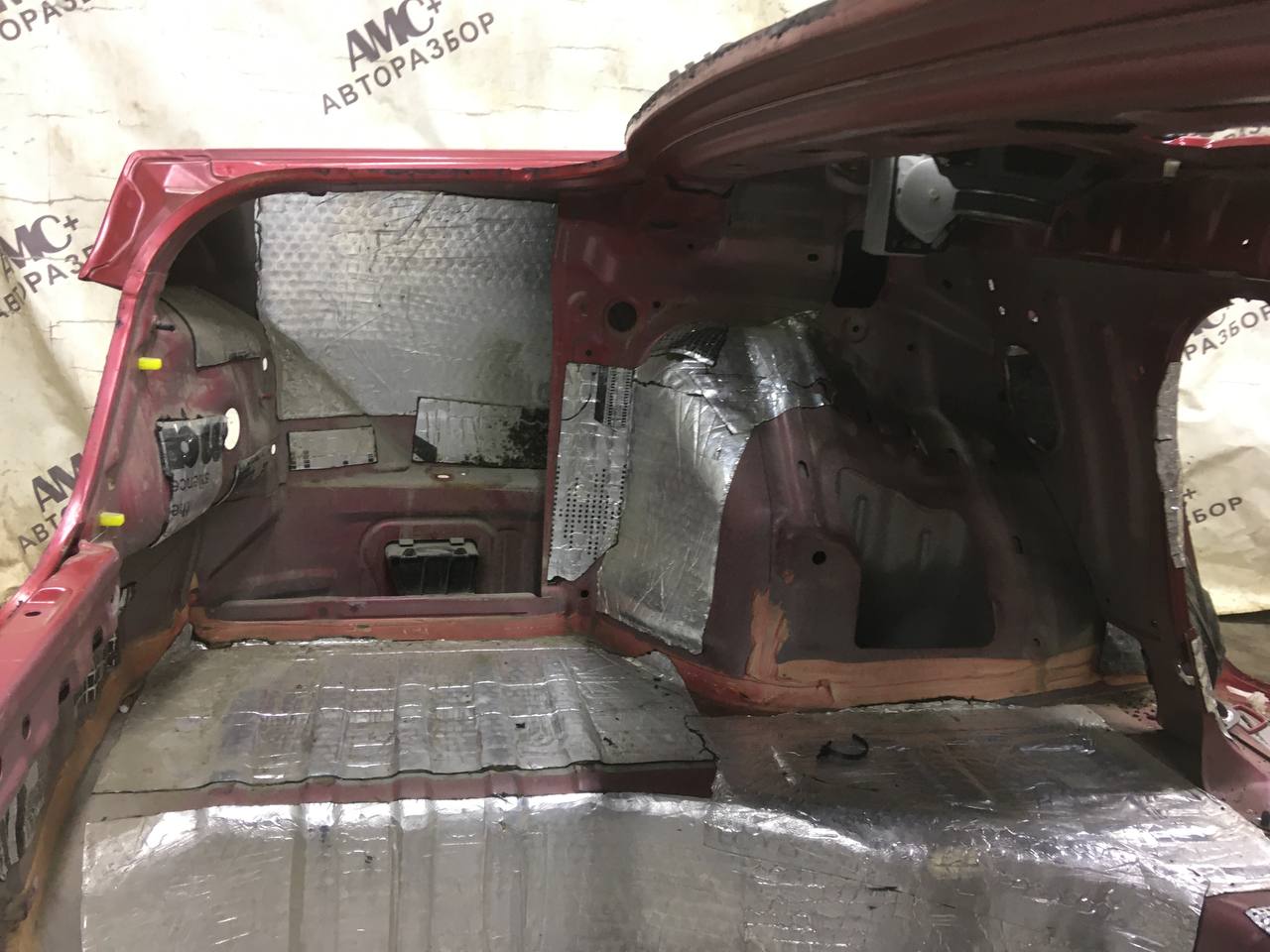 Крыло заднее левое Mitsubishi Lancer 9 (CS/Classic) 2000-2011 Крыло заднее левое Mitsubishi Lancer 9 (CS/Classic) 2000-2011