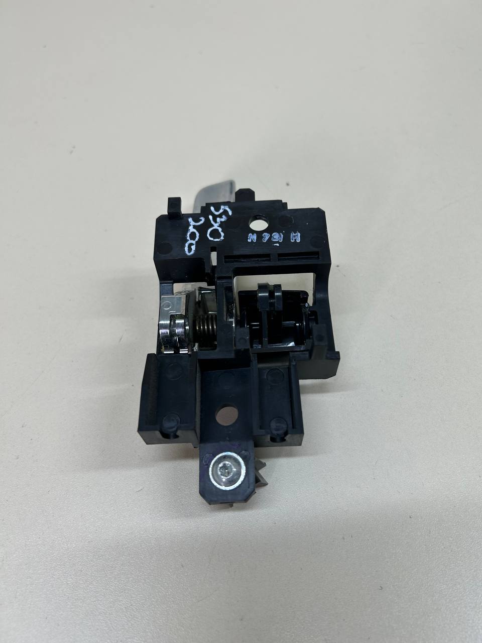 Ручка двери внутренняя левая Mitsubishi Outlander (GF) 2012>