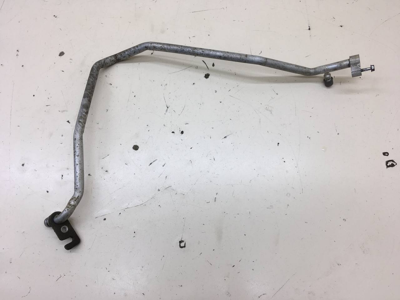 Трубка кондиционера Toyota Corolla E150 2006-2013 Трубка кондиционера Toyota Corolla E150 2006-2013