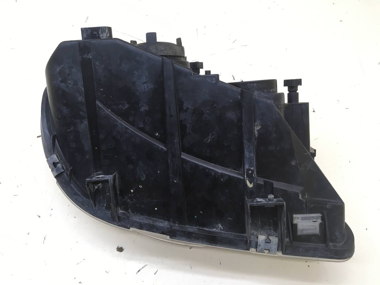 Фара левая Chevrolet Niva 2009-2020 Фара левая Chevrolet Niva 2009-2020