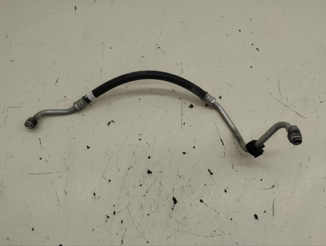 Трубка кондиционера Toyota Corolla E150 2006-2013 Трубка кондиционера Toyota Corolla E150 2006-2013