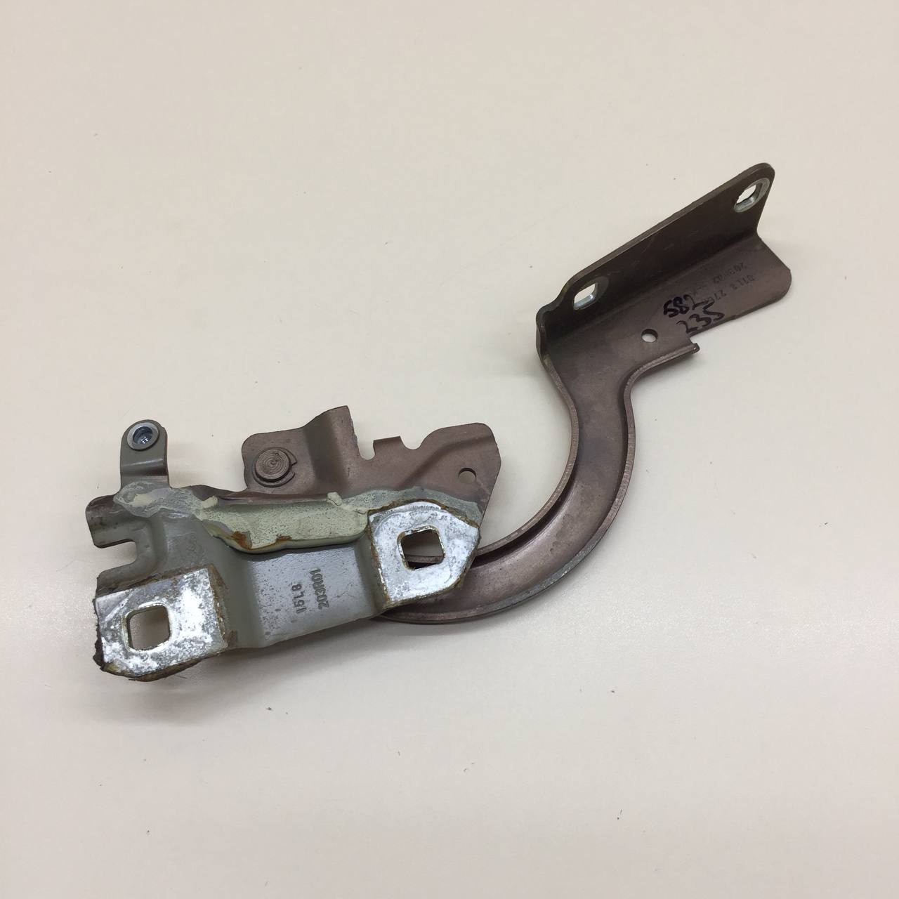 Петля капота левая Lada X-RAY 2016>