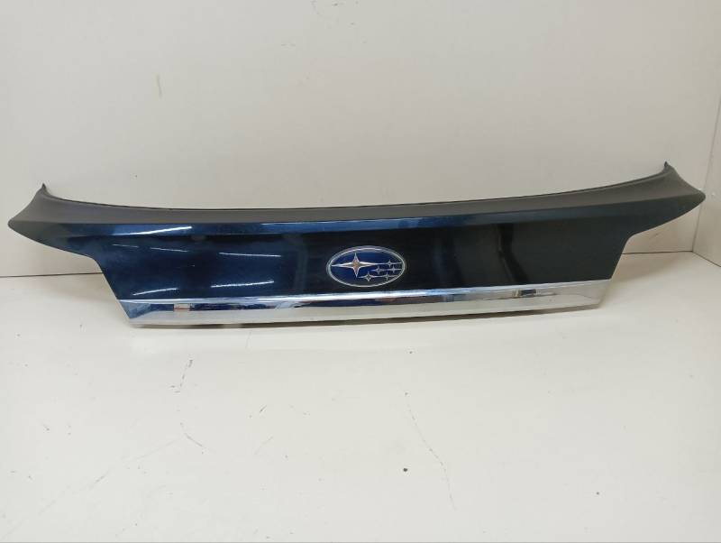 Накладка двери багажника Subaru Outback (BR/B14) 2009-2014 Накладка двери багажника Subaru Outback (BR/B14) 2009-2014