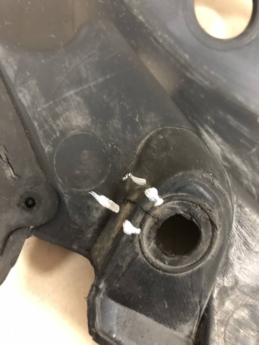 Кожух замка капота Honda Civic 4D 2006-2012