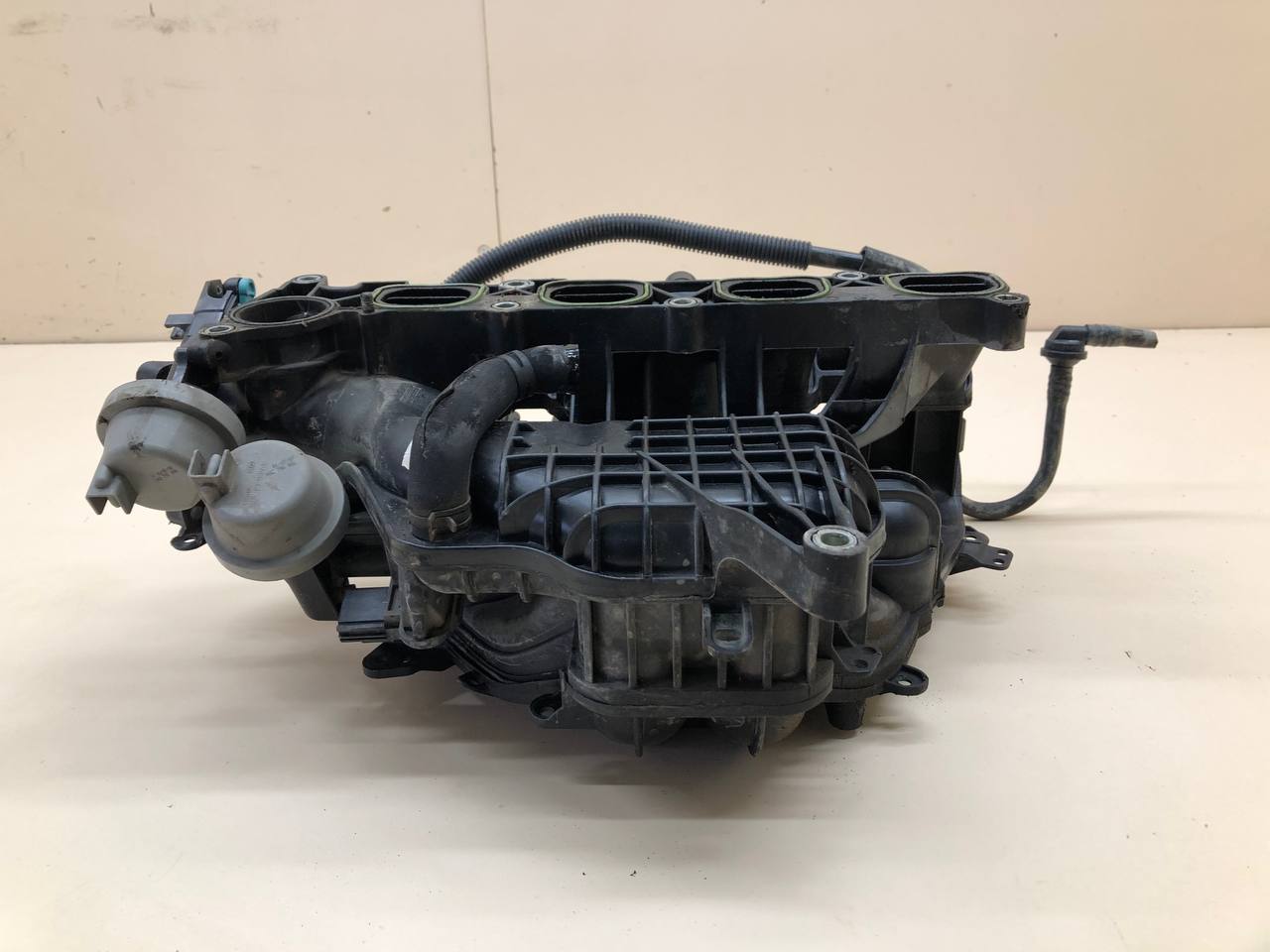 Коллектор впускной Ford Focus 2 (DA) 2005-2008