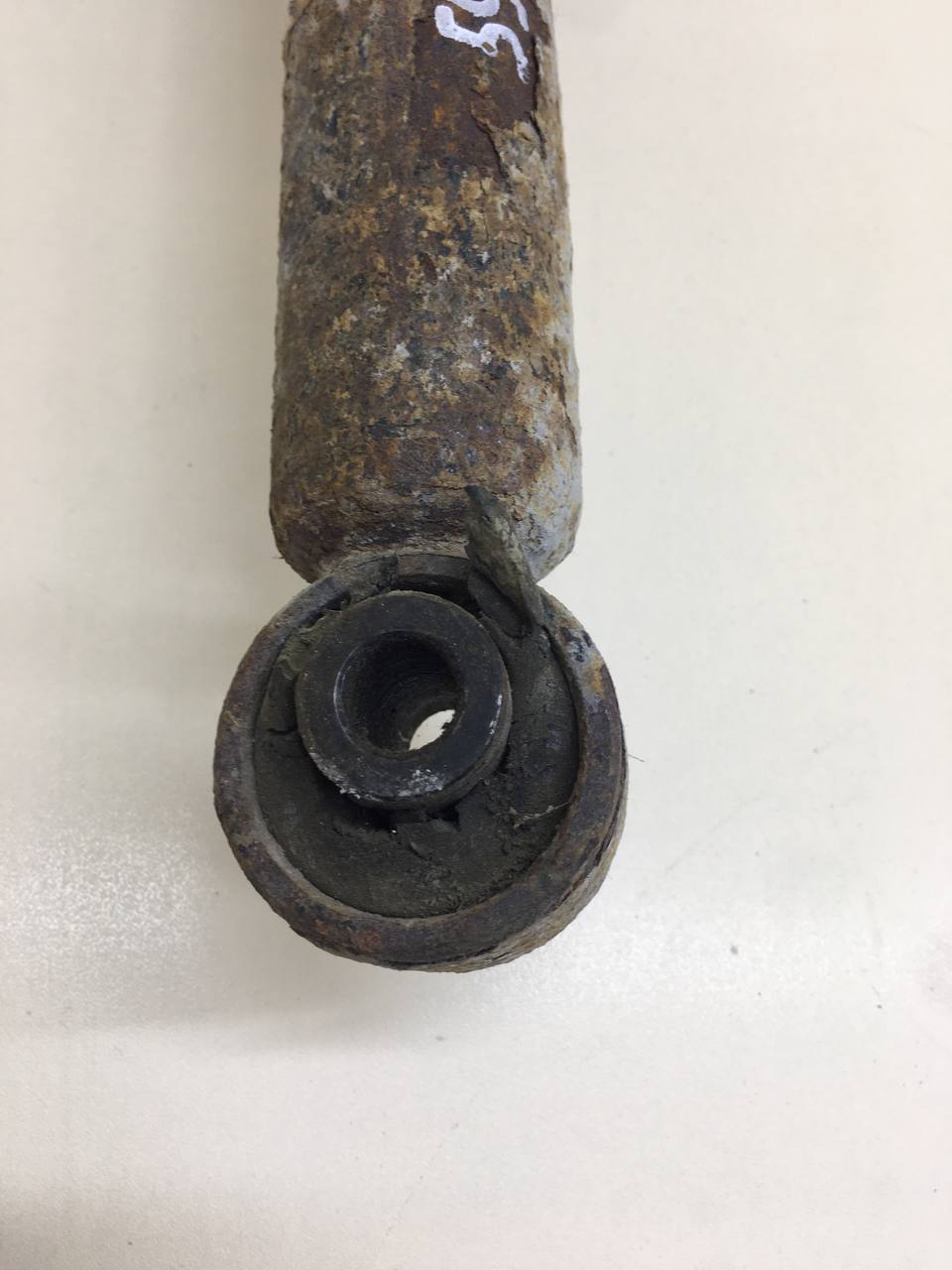 Амортизатор задний Nissan Primera (P12) 2002-2007