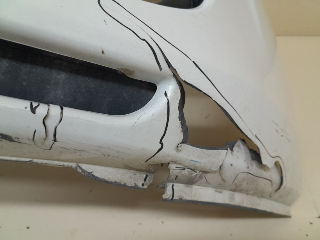 Бампер передний Mazda Mazda 3 (BL) 2009-2013 Бампер передний Mazda Mazda 3 (BL) 2009-2013